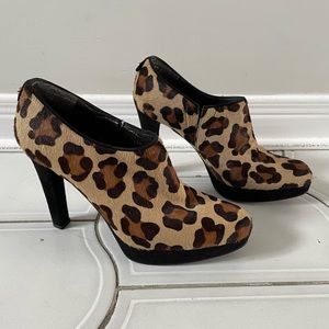 Stuart Weitzman leopard print booties